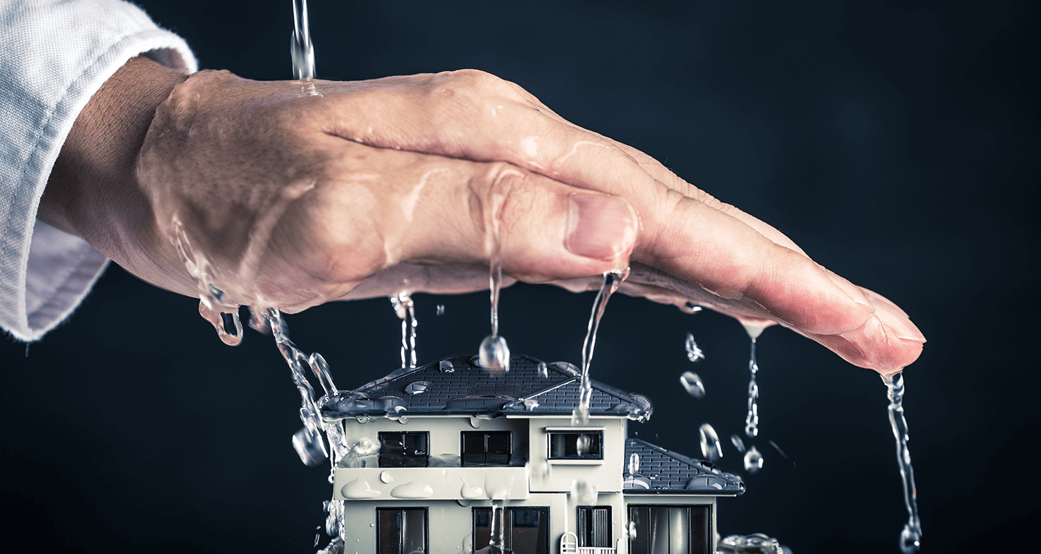 What determines a good water damage restoration service?