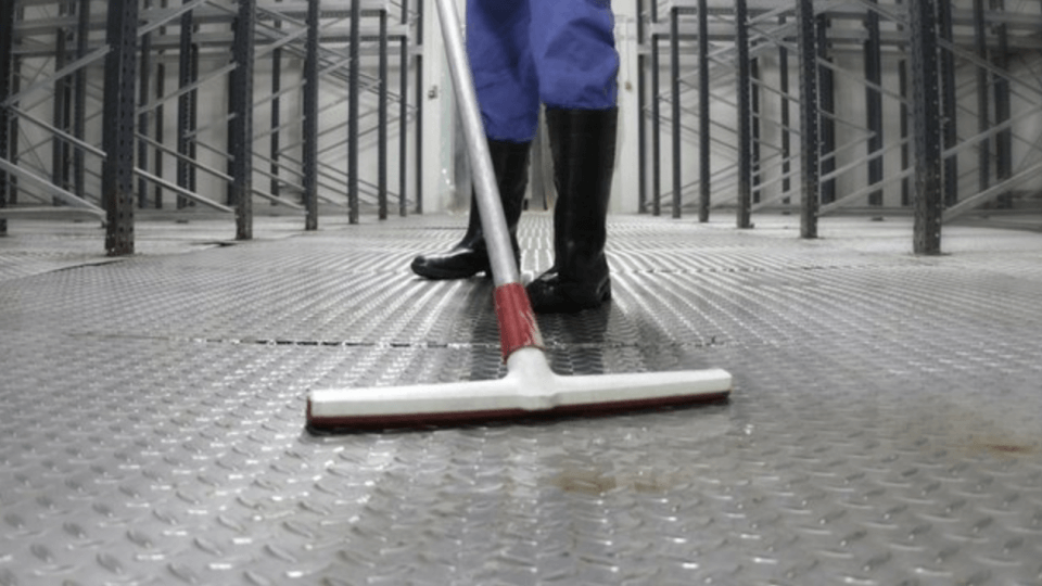 Industrial cleaning services